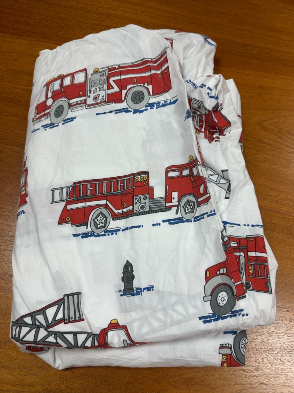 Like new! The Company Store twin fire truck duvet - Picture 2 of 6